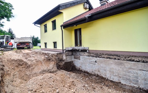 Cost of Concrete Settlement Repair in Land O Lakes
